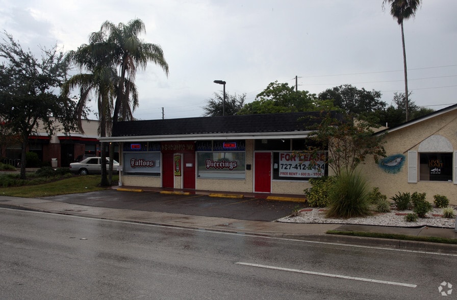 4201-4217 4th St N, Saint Petersburg, FL à louer - Photo de l’immeuble – Image 3 sur 3