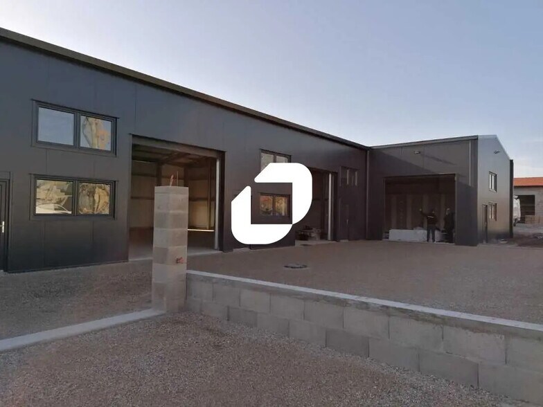 25 Route De Belmont, Chavanoz à louer - Photo de l’immeuble – Image 1 sur 10