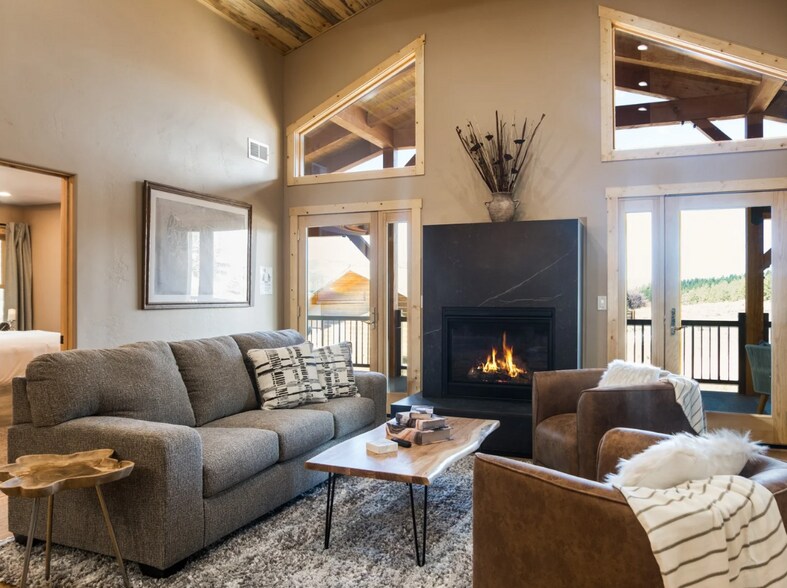 17 Winter Park Ln, Angel Fire, NM à vendre - Photo intérieure – Image 2 sur 5