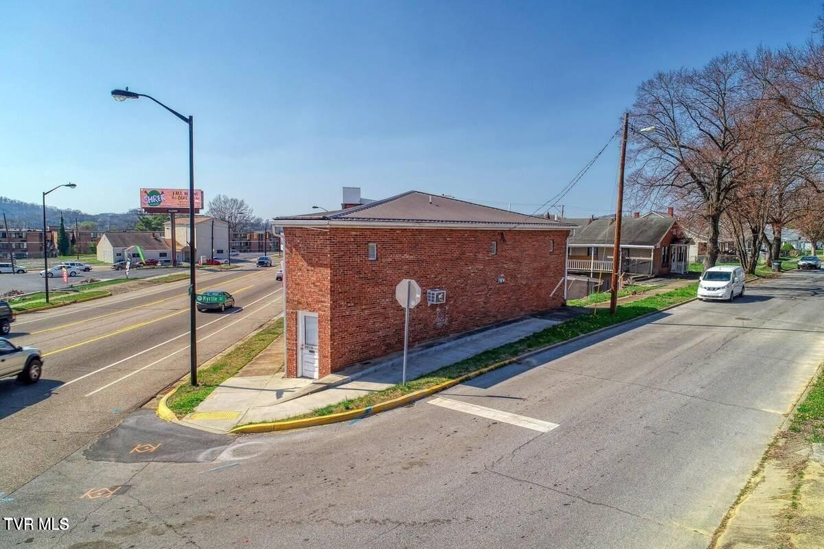 1032 E Center St, Kingsport, TN à vendre Photo principale– Image 1 sur 12