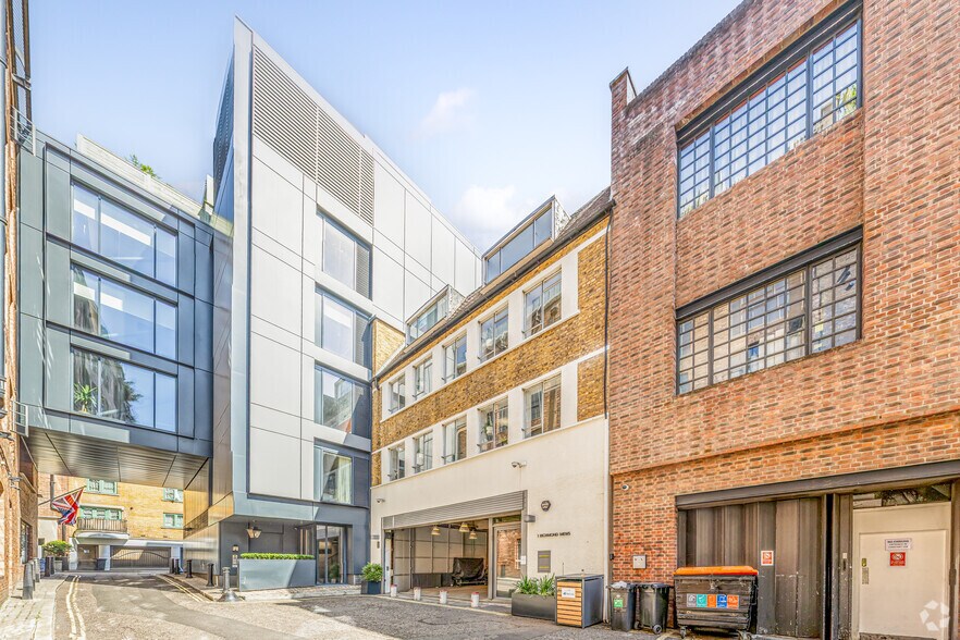 1 Richmond Mews, Londres à louer - Photo de l’immeuble – Image 1 sur 13