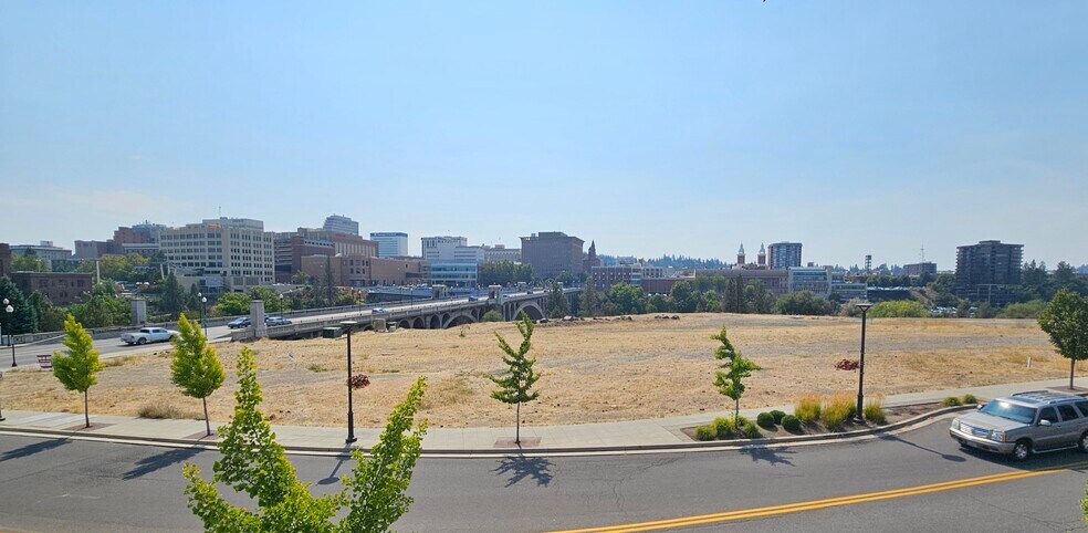 1061 Summit Pkwy, Spokane, WA à vendre - Photo de l’immeuble – Image 3 sur 11