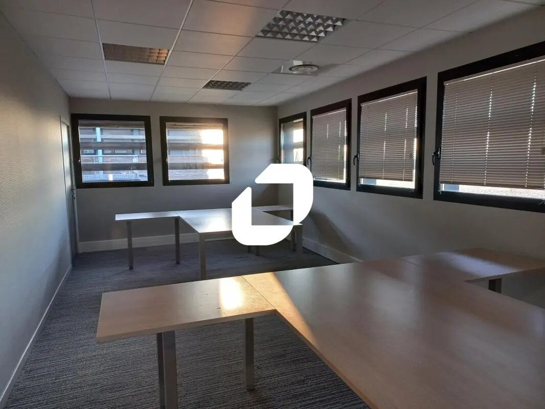 250/260 Rue Salvador Allende, Loos à louer Photo intérieure– Image 1 sur 12