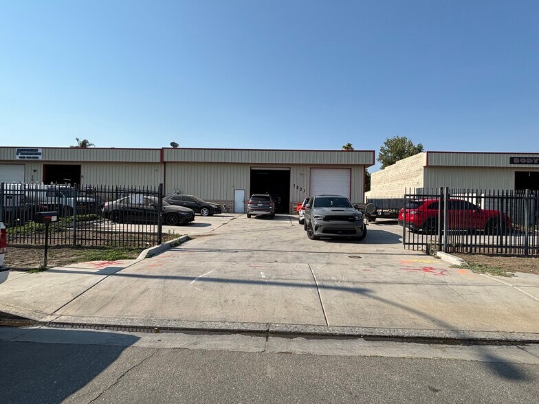 1037 Enterprise Ave, San Jacinto, CA à vendre - Photo de l’immeuble – Image 1 sur 31