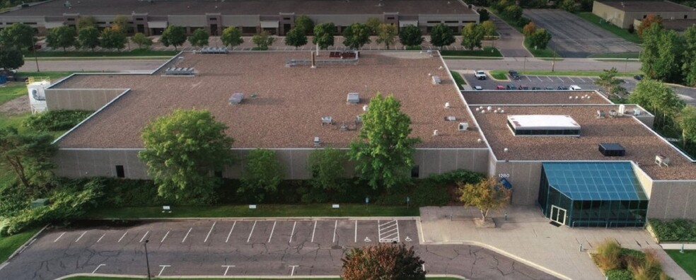 1280 Energy Park Dr, Saint Paul, MN à louer - Photo de l’immeuble – Image 1 sur 8