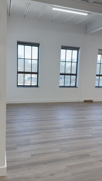12 River St, Norwalk, CT à louer - Vidéo sur l’annonce professionnelle – Image 3 sur 8