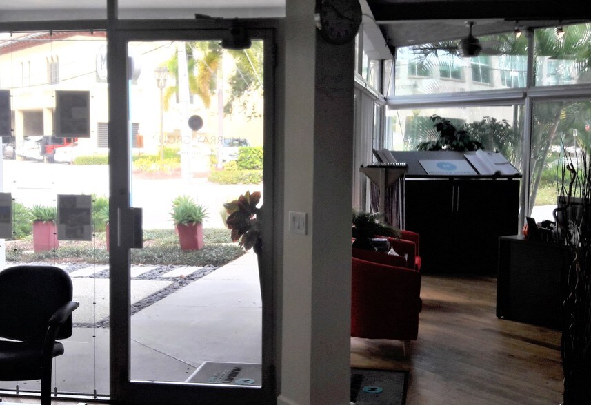 25 S Osprey Ave, Sarasota, FL à vendre - Photo de l’immeuble – Image 3 sur 9