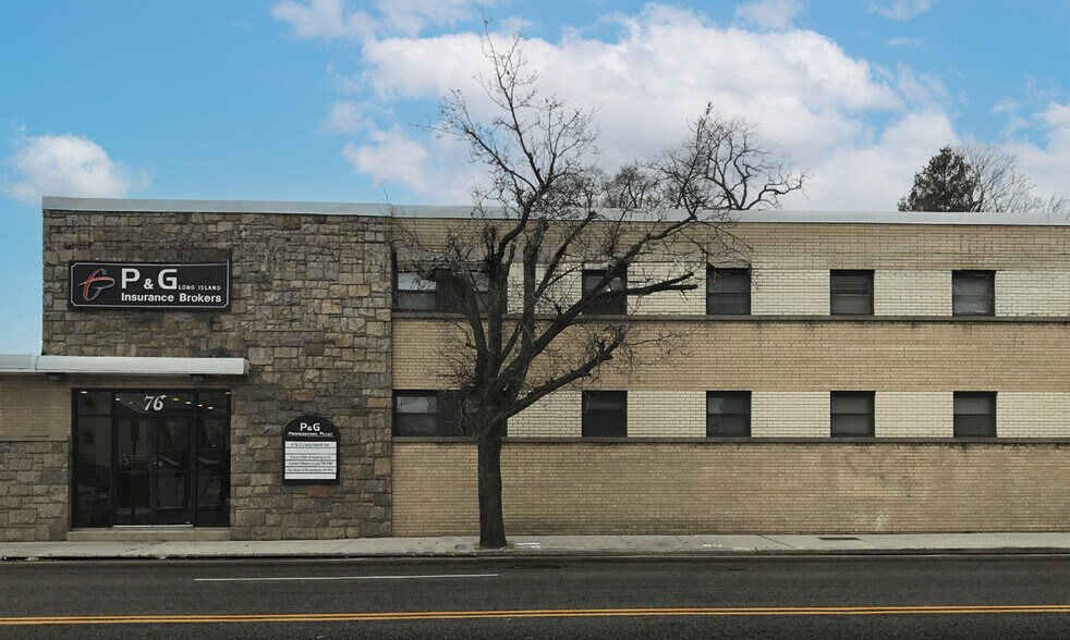 76 S Central Ave, Valley Stream, NY à louer - Photo de l’immeuble – Image 1 sur 5