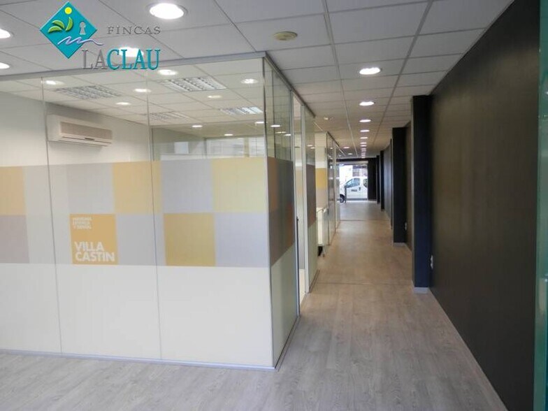 Immeuble residentiel dans Sitges, Barcelona à vendre - Photo de l’immeuble – Image 3 sur 4