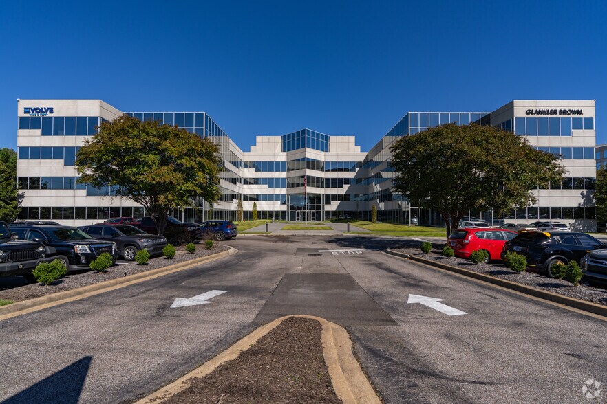 6000 Poplar Ave, Memphis, TN à louer - Photo principale – Image 1 sur 11