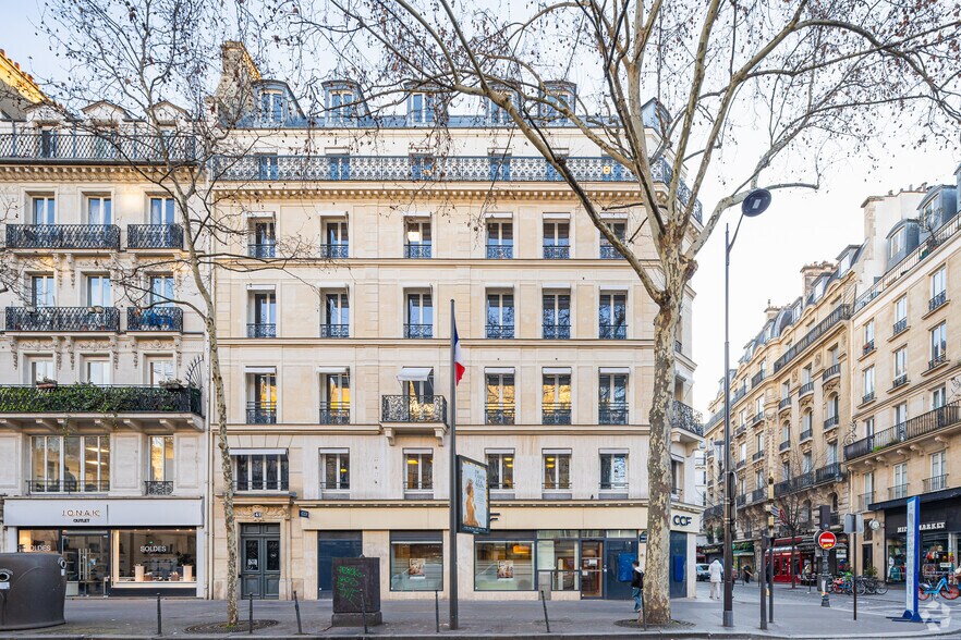 42 Boulevard De Sébastopol, Paris à louer - Photo de l’immeuble – Image 2 sur 11
