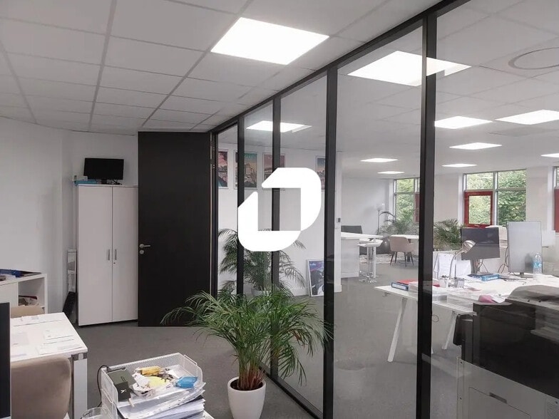 Bureau dans Nantes à louer - Photo de l’immeuble – Image 3 sur 7