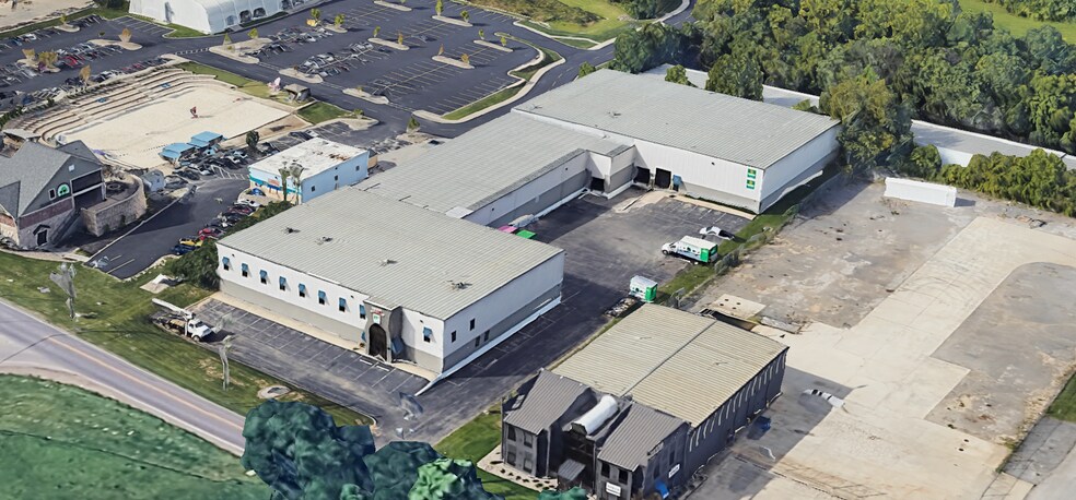 602 N English Station Rd, Louisville, KY à louer - Photo de l’immeuble – Image 2 sur 4