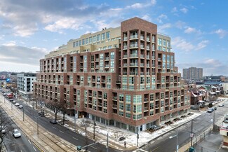 Plus de détails pour 1775-1779 St Clair Av W, Toronto, ON - Local commercial à louer