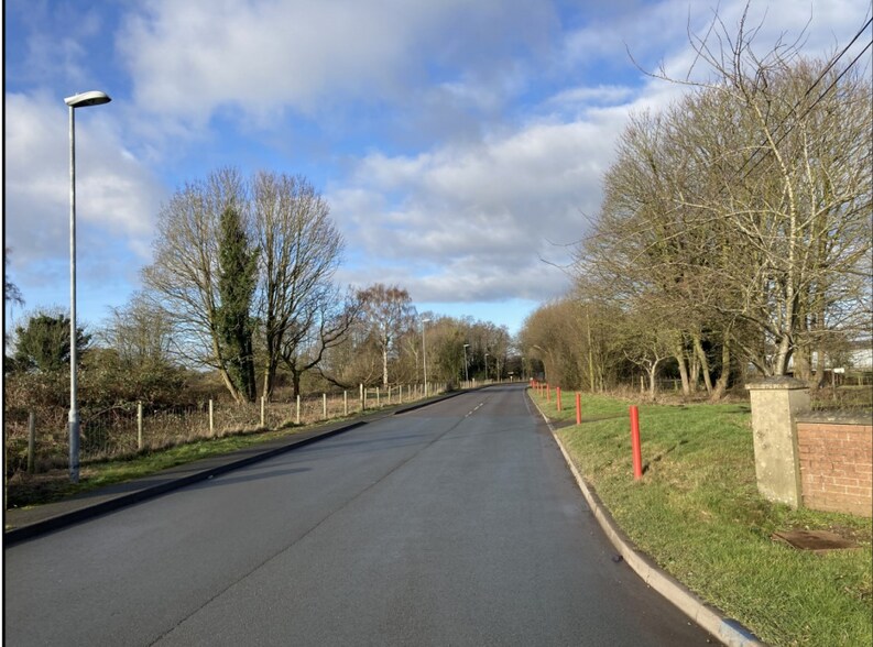 Soulton Rd, Shrewsbury à louer - Photo de l’immeuble – Image 2 sur 2