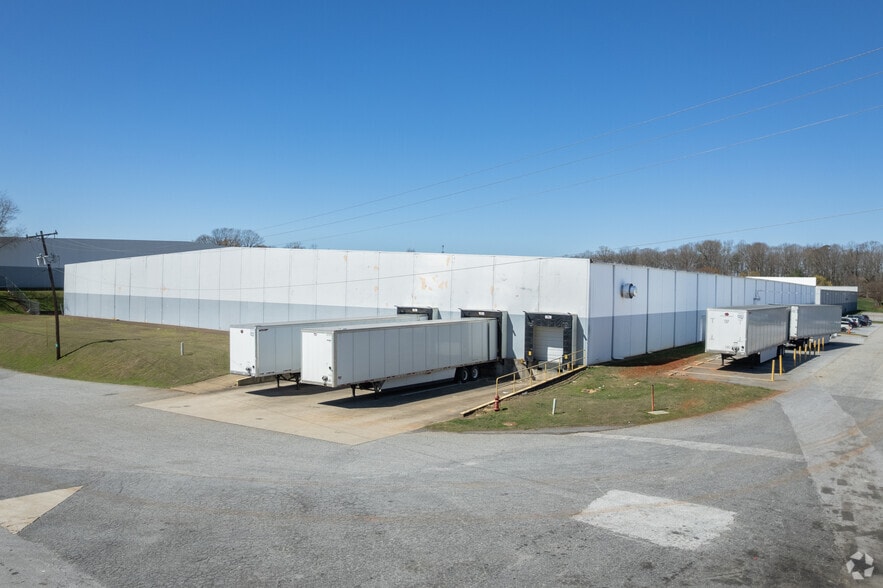 9855 Warren H Abernathy Hwy, Spartanburg, SC à louer - Photo principale – Image 1 sur 6