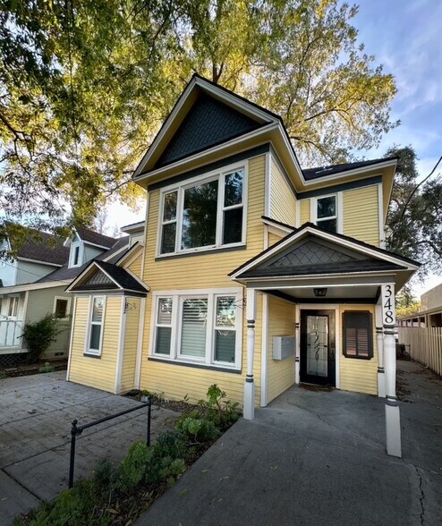 348-350 Cernon St, Vacaville, CA à louer - Vidéo sur l’annonce professionnelle – Image 2 sur 10