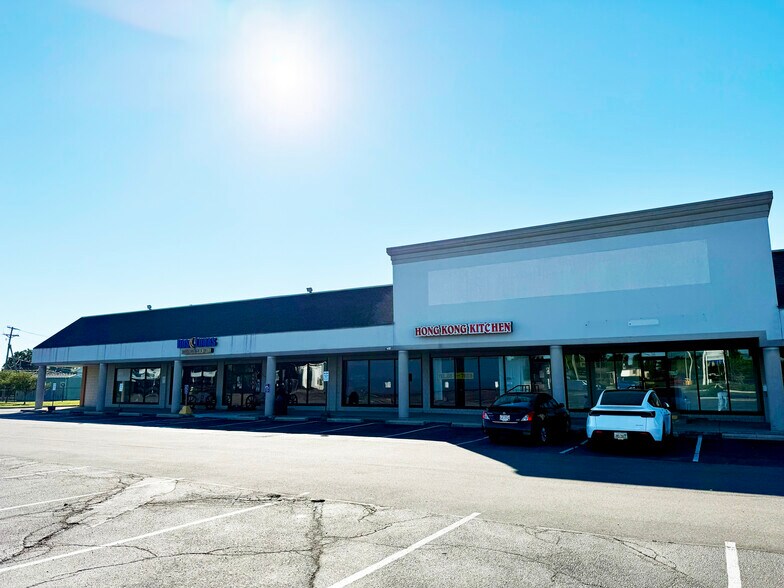 14-26 S Tippecanoe Dr, Tipp City, OH à louer - Photo de l’immeuble – Image 3 sur 11