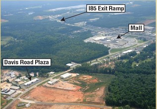 229 S Davis Rd, Lagrange, GA - VUE AÉRIENNE  vue de carte - Image1