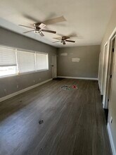 16321 Loch Katrine Ln, Houston, TX à louer Photo intérieure– Image 2 sur 5
