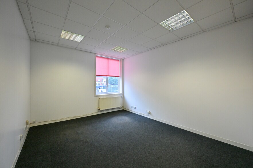Harborne Ln, Birmingham à louer - Photo de l’immeuble – Image 2 sur 2