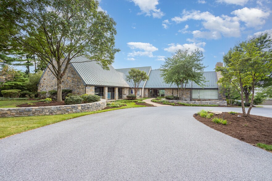 1910 Harrington Dr, Lancaster, PA à vendre - Photo de l’immeuble – Image 3 sur 32