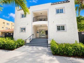 Plus de détails pour 1132 NW 3rd St, Miami, FL - Logement à vendre