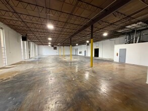 4445 Commerce Dr SW, Atlanta, GA à louer Photo intérieure– Image 1 sur 4