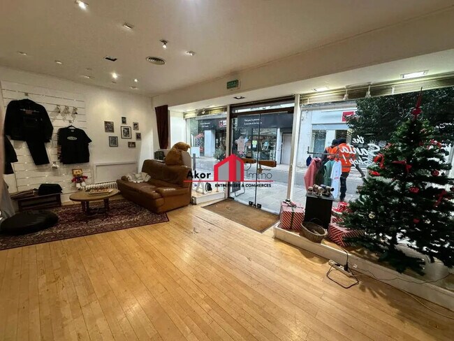 Plus de détails pour 41 Rue Du Temple, Auxerre - Local commercial à louer