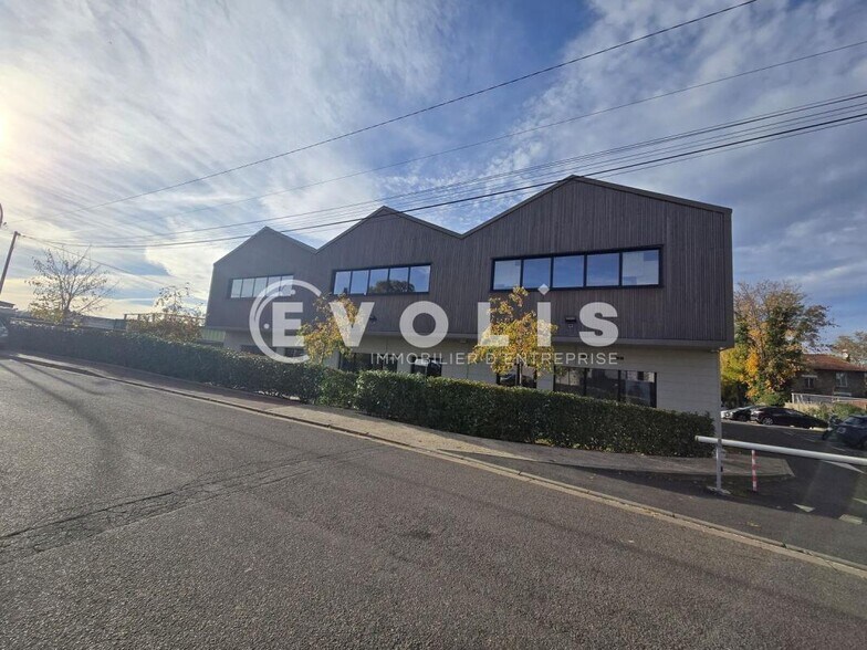 Bureau dans Wissous à vendre - Photo de l’immeuble – Image 1 sur 9