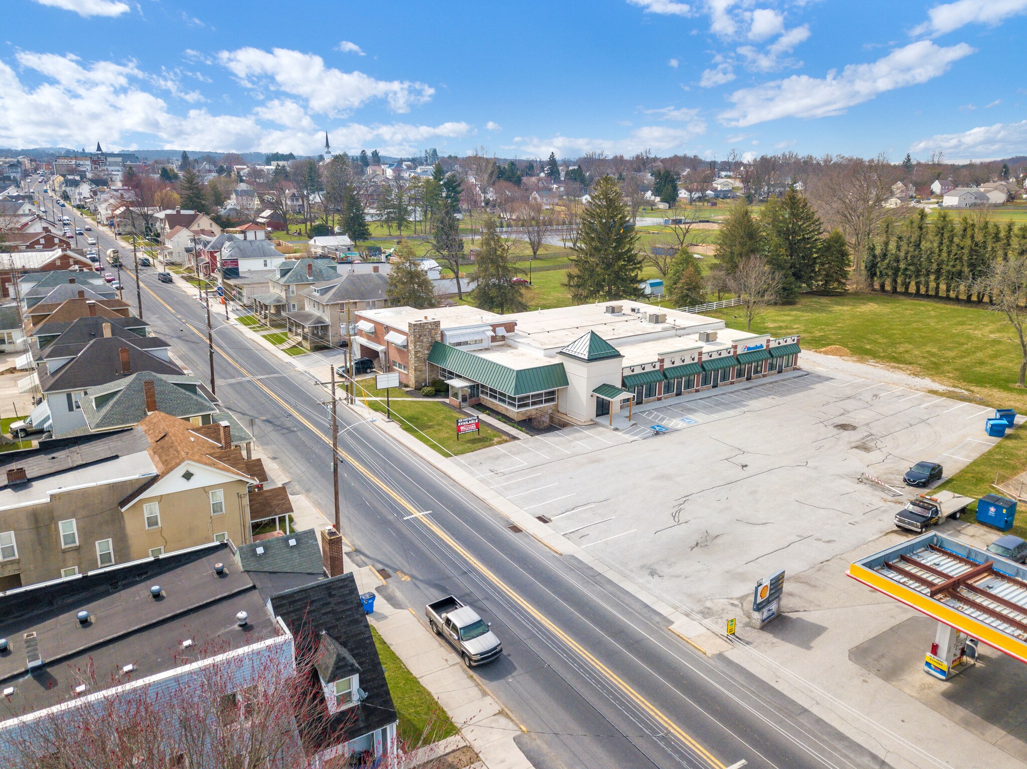 312 N Queen St, Littlestown, PA à louer Photo principale– Image 1 sur 3