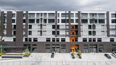 8188 Manitoba St, Vancouver, BC à louer Photo de l’immeuble– Image 2 sur 5