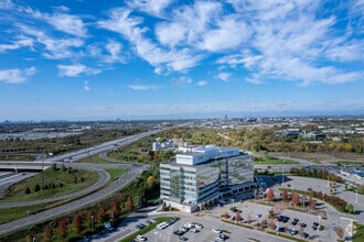 8133 Warden Ave, Markham, ON - VUE AÉRIENNE vue de carte - Image1