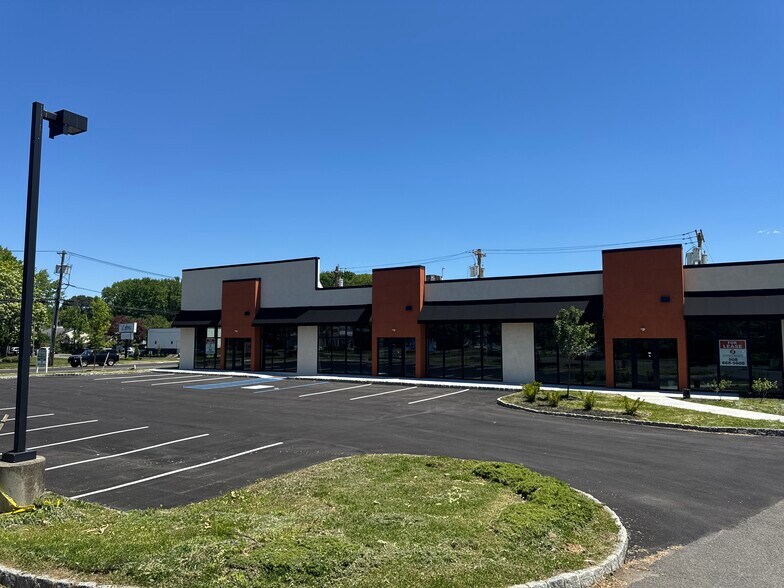 797 Route 33, Hamilton Township, NJ à louer - Photo de l’immeuble – Image 2 sur 4