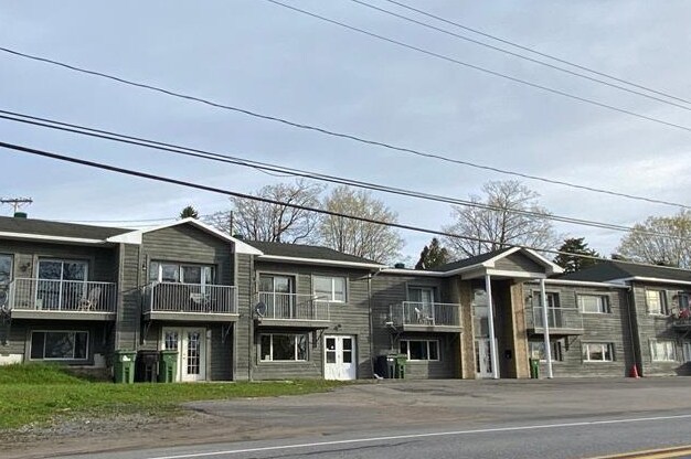 278 Rte Québec 138, Neuville, QC à vendre Photo principale– Image 1 sur 2
