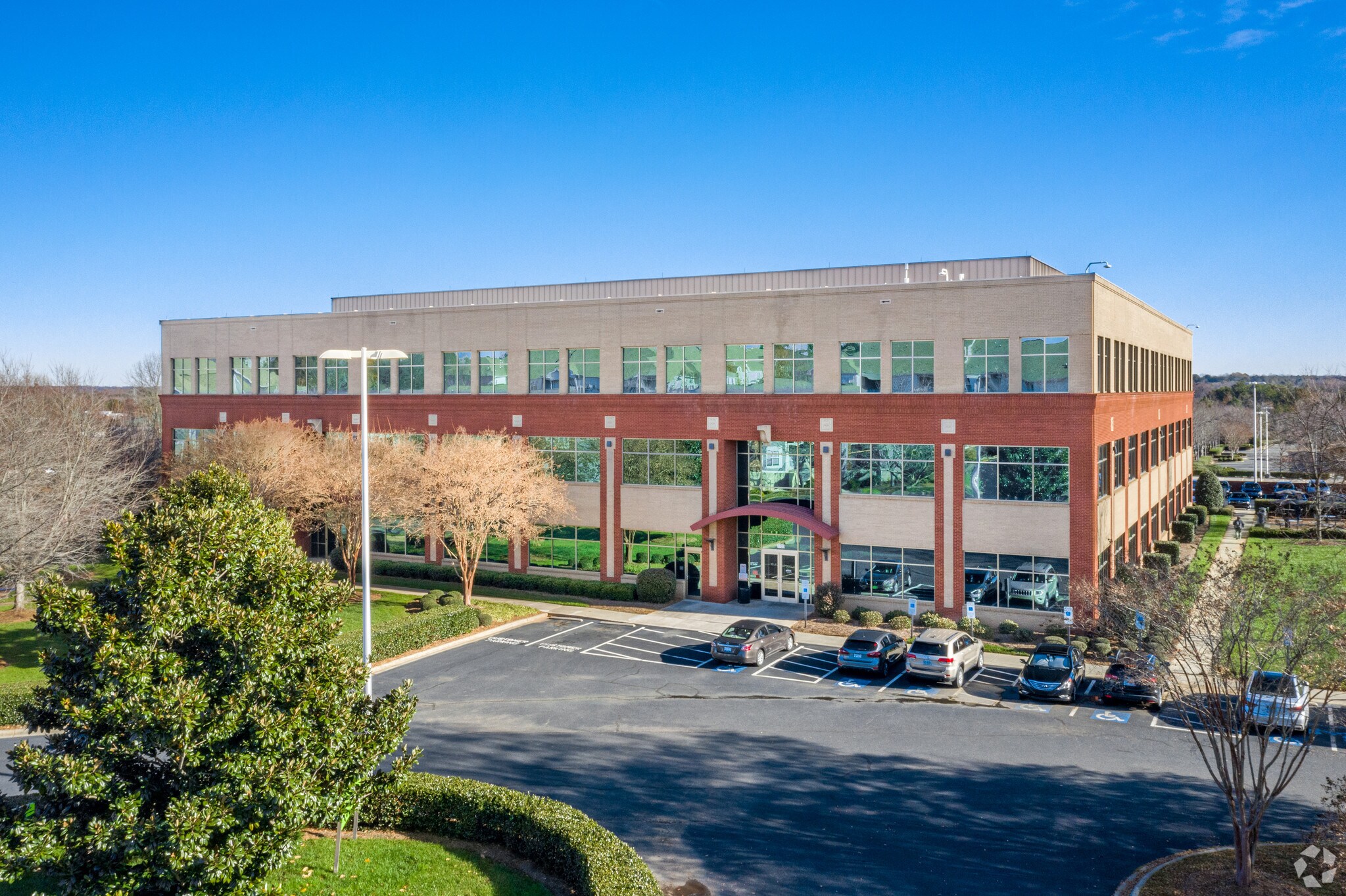 1720 Galleria Blvd, Charlotte, NC à louer Photo principale– Image 1 sur 5