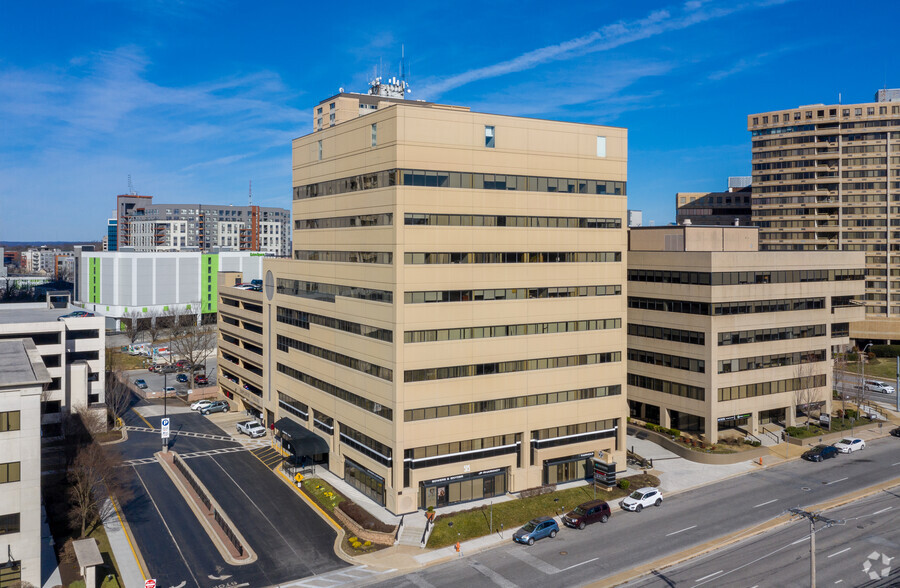 515 Fairmount Ave, Towson, MD à louer - Photo de l’immeuble – Image 3 sur 5