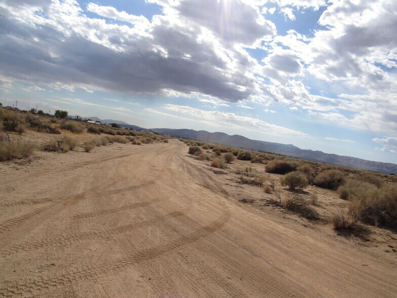 213-328-09-00-8 Bolden, California City, CA à vendre - Photo principale – Image 1 sur 2