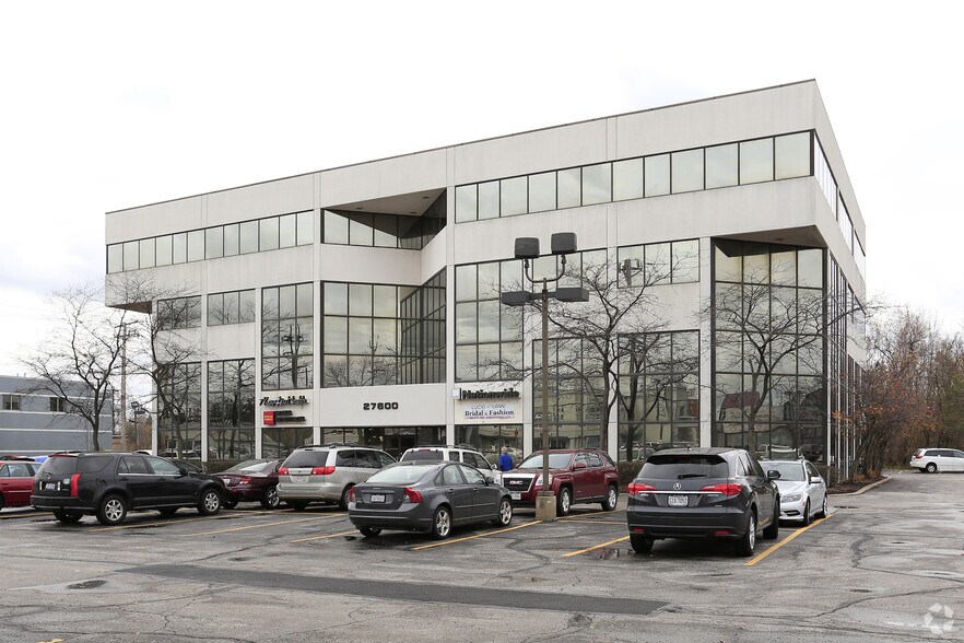 27600 Chagrin Blvd, Beachwood, OH à louer - Photo principale – Image 1 sur 10