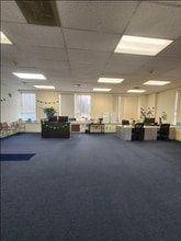 488 Freedom Plains Rd, Poughkeepsie, NY à louer Photo intérieure– Image 2 sur 6