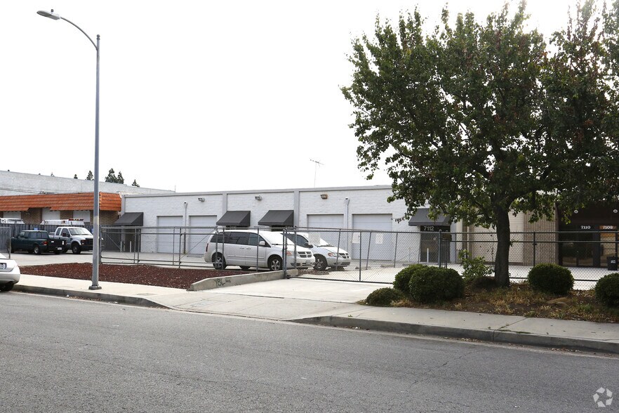 7112-7118 De Celis Pl, Van Nuys, CA à vendre - Photo de l’immeuble – Image 2 sur 6