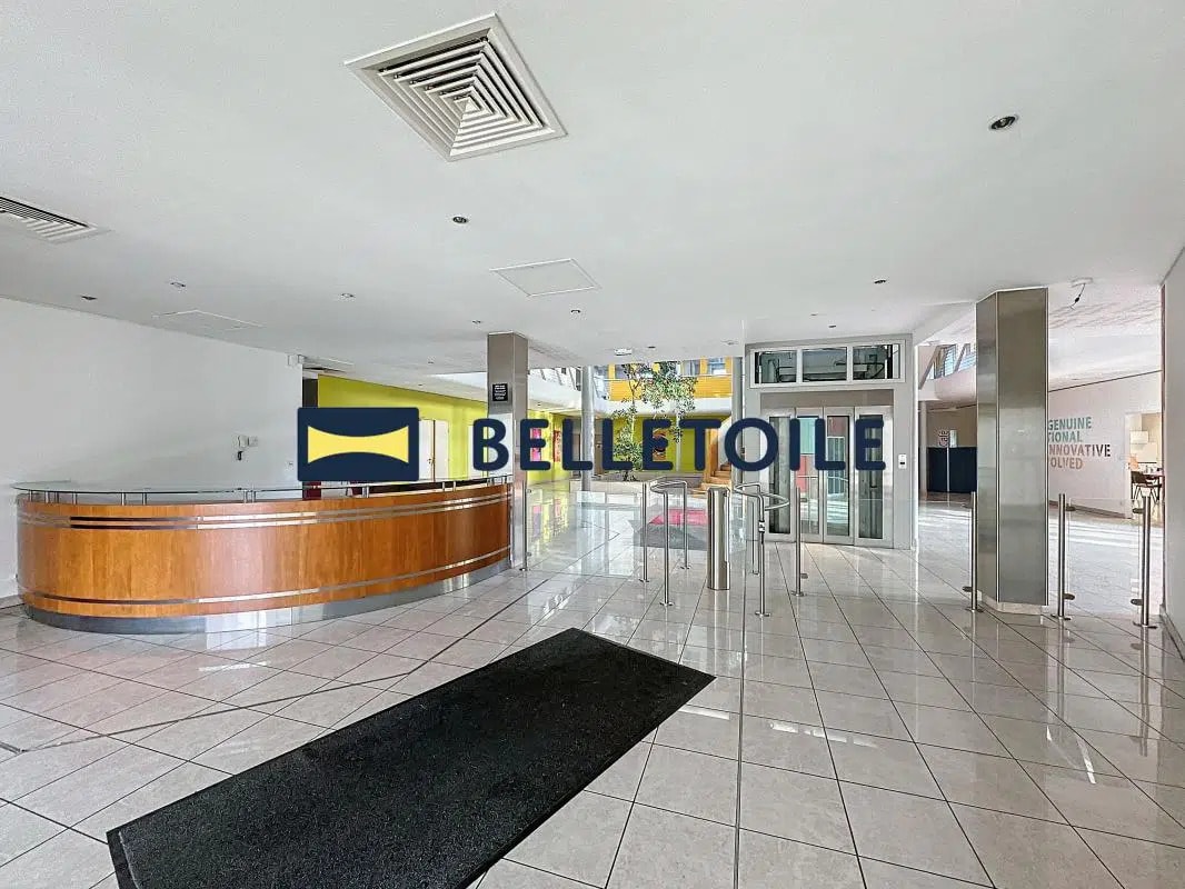 Bureau dans Arcueil à louer Photo principale– Image 1 sur 7