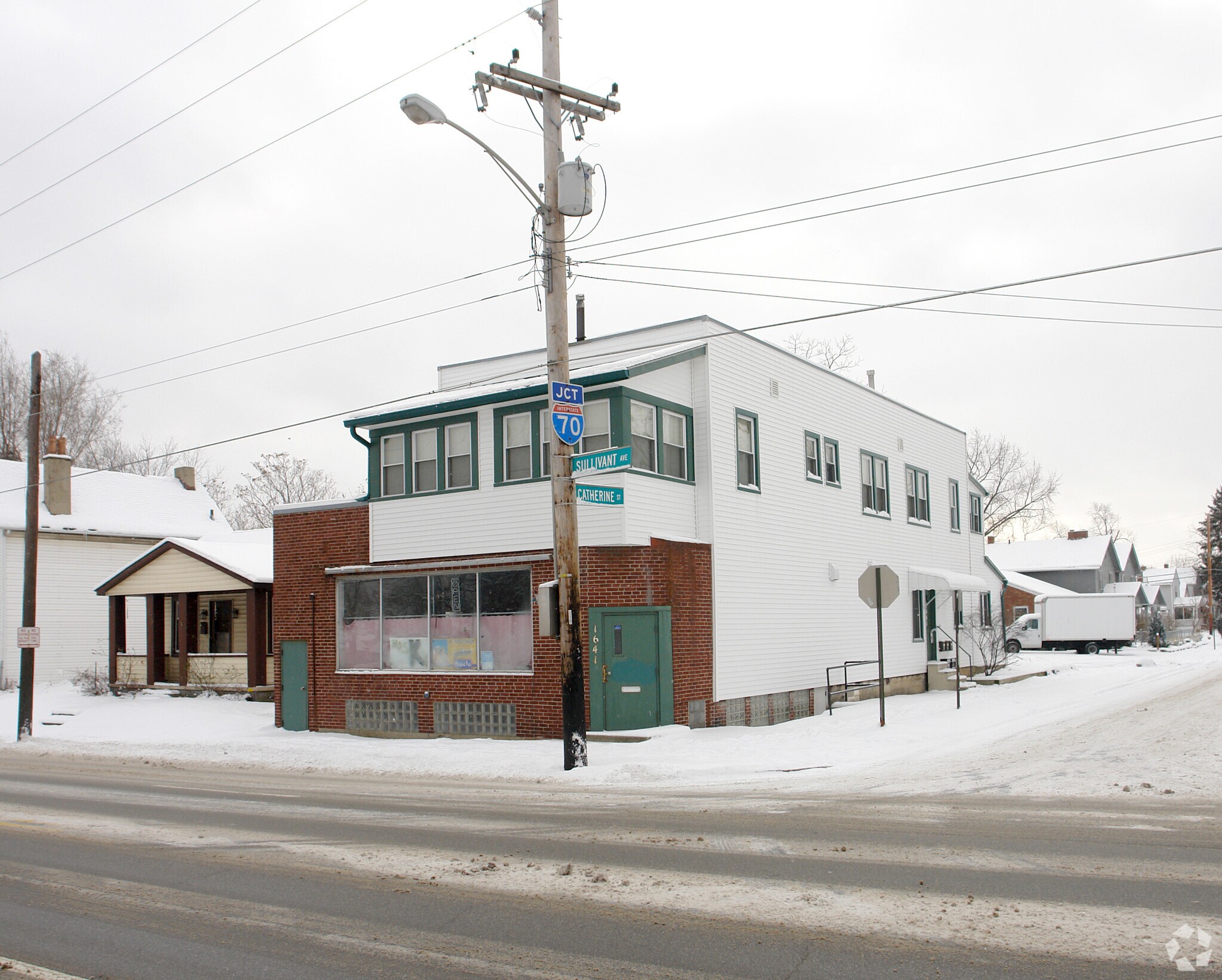 Oakbourne Properties portefeuille de 6 biens à vendre sur LoopNet.fr Photo principale– Image 1 sur 11