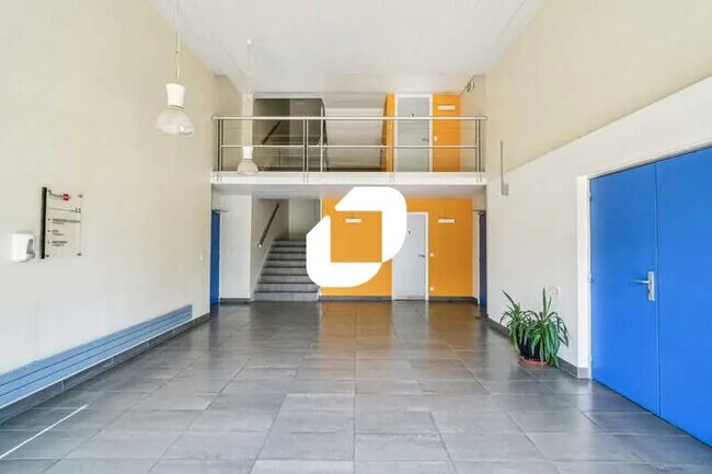 Plus de détails pour Bureau, Local d'activités à louer