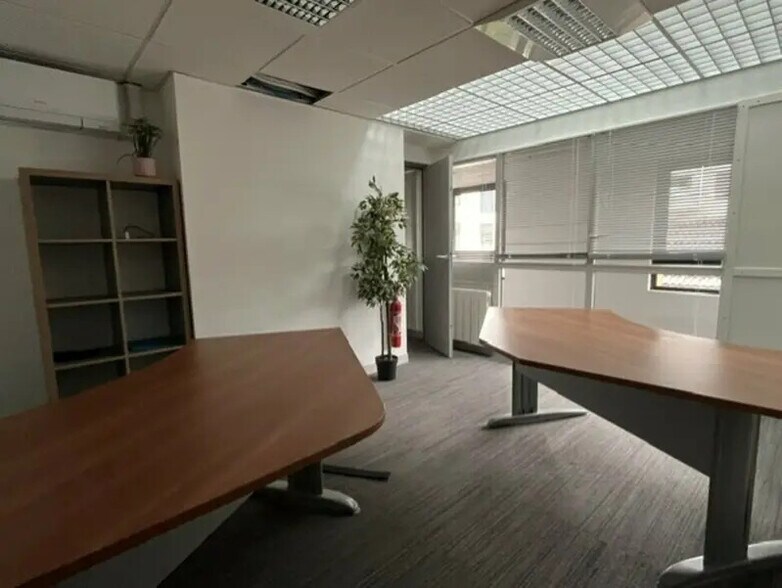 Bureau dans Vannes à louer - Photo intérieure – Image 1 sur 2