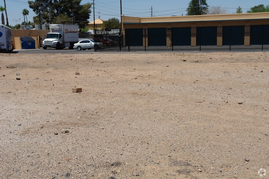2718-2746 W Northern Ave, Phoenix, AZ à louer - Photo de l’immeuble – Image 2 sur 3