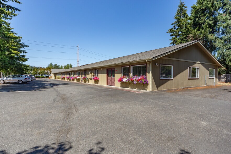 31 Colwell St, Port Hadlock, WA à louer - Photo de l’immeuble – Image 3 sur 29