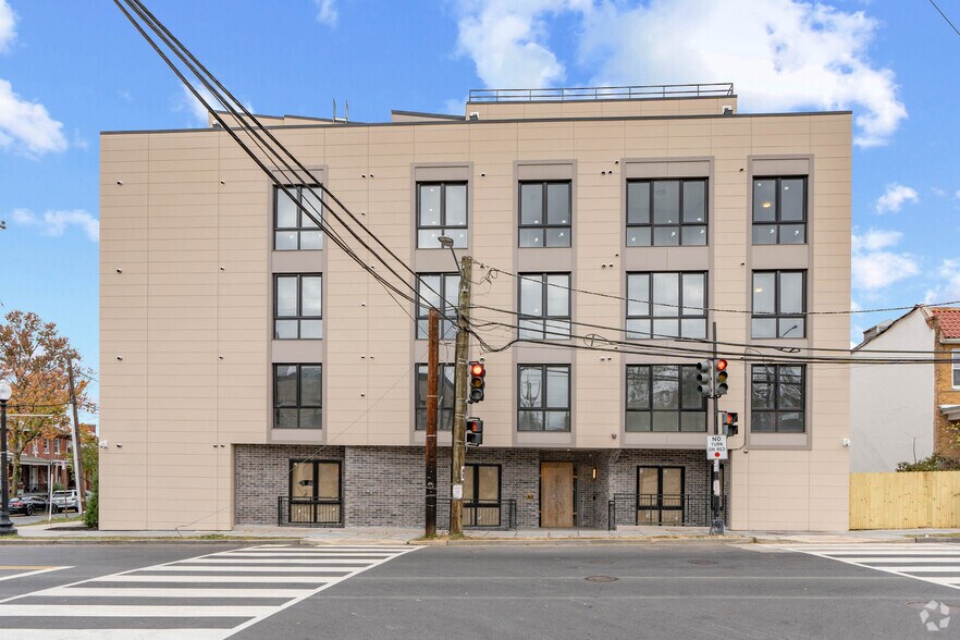 1600 Good Hope Rd SE, Washington, DC à vendre - Photo de l’immeuble – Image 2 sur 5