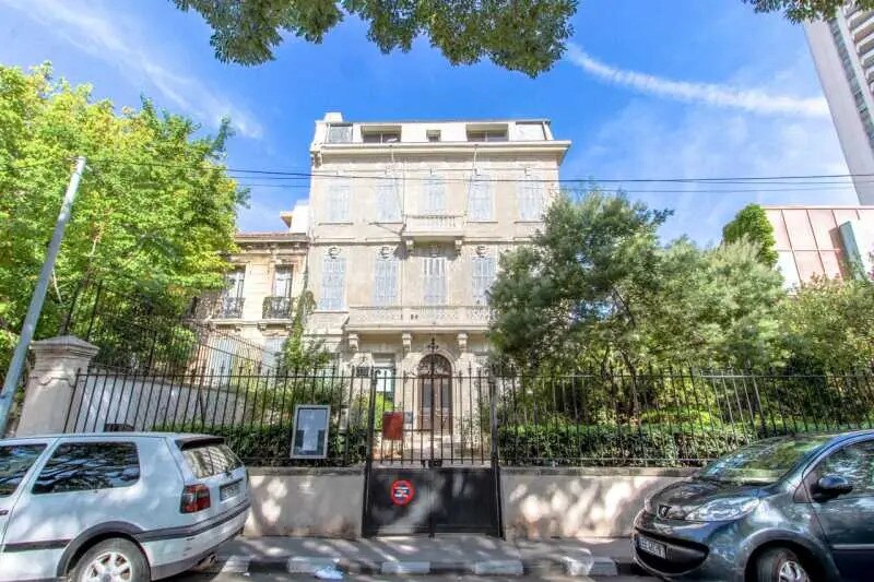 338 Avenue Du Prado, Marseille à louer Photo de l’immeuble– Image 1 sur 15
