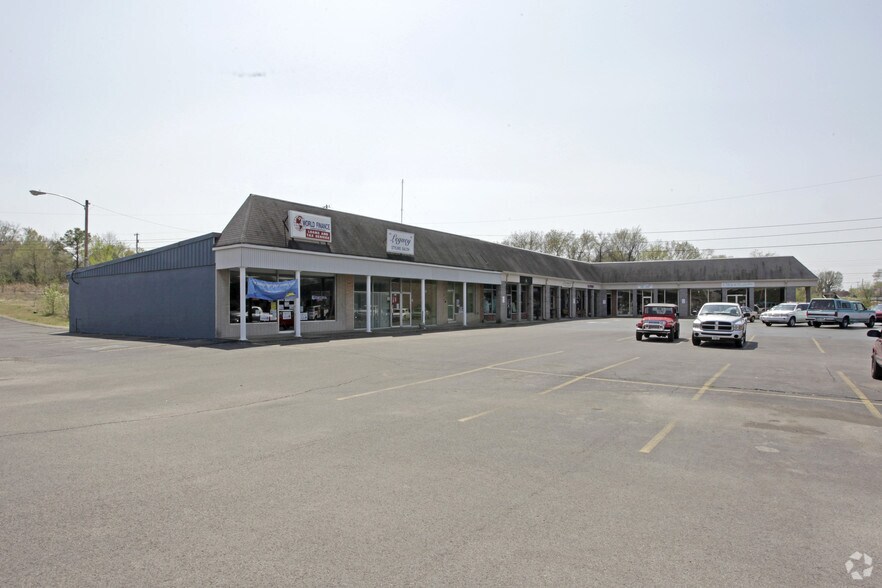 1129 Trotwood Ave, Columbia, TN à louer - Photo de l’immeuble – Image 2 sur 4